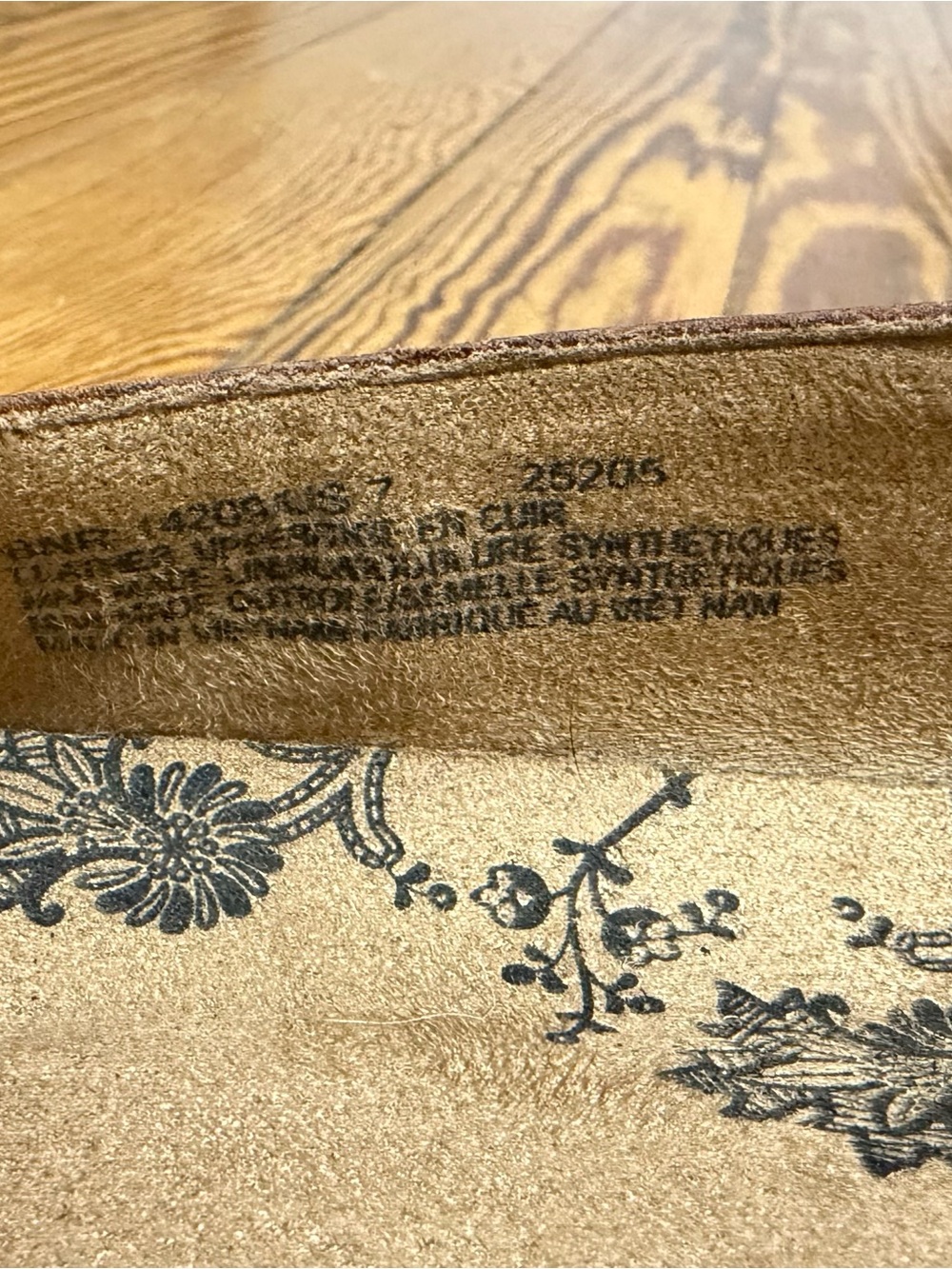 Taos Footwear Brown Mary Jane Flats with Strap - Picture 7 of 9
